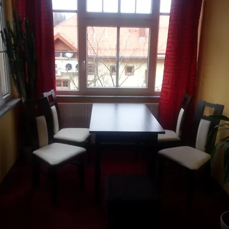 Kostka Apartament *